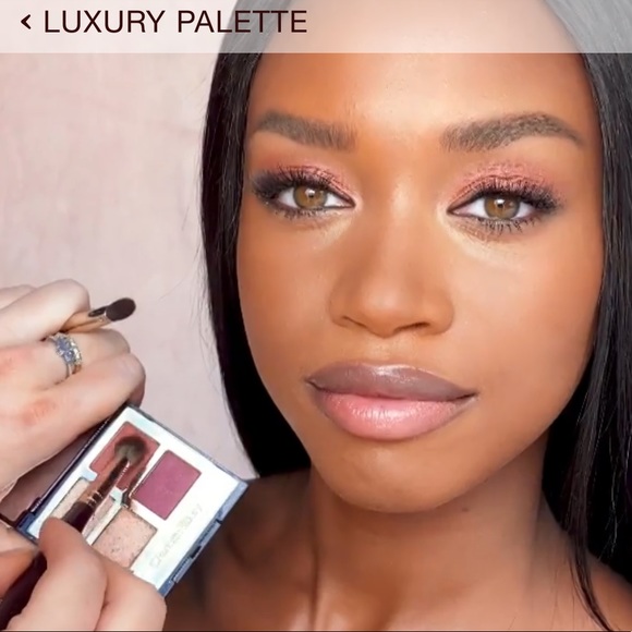 Charlotte Tilbury LUXURY PALETTE
WALK OF NO SHAME
PREVIOUSLY "WALK OF SHAME" - Picture 2 of 10